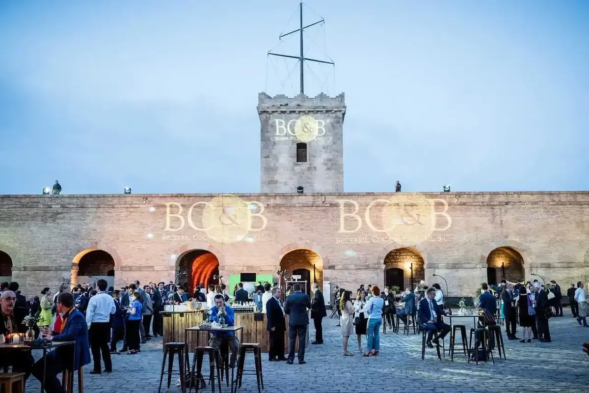 Becerril, Coca & Becerril: noche INTA en el Castell de Montjuïc