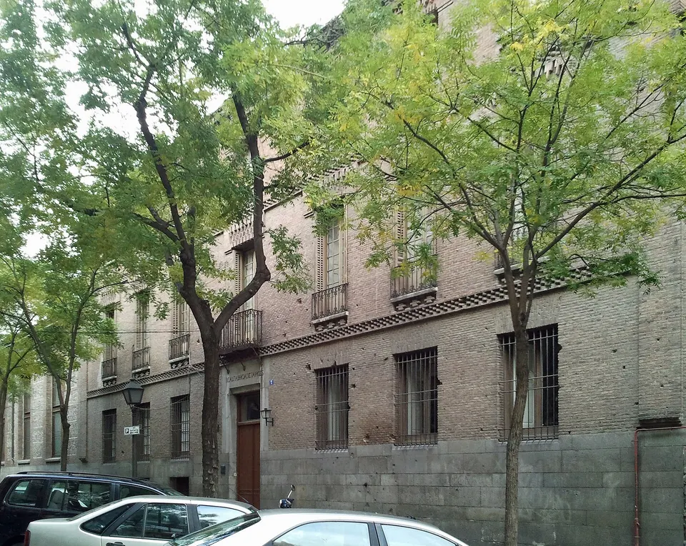 Real Fábrica de Tapices (2/2)